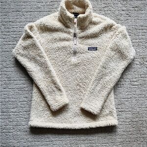 Patagonia Women's Cream Teddy Bear 1/4 zip Pullover